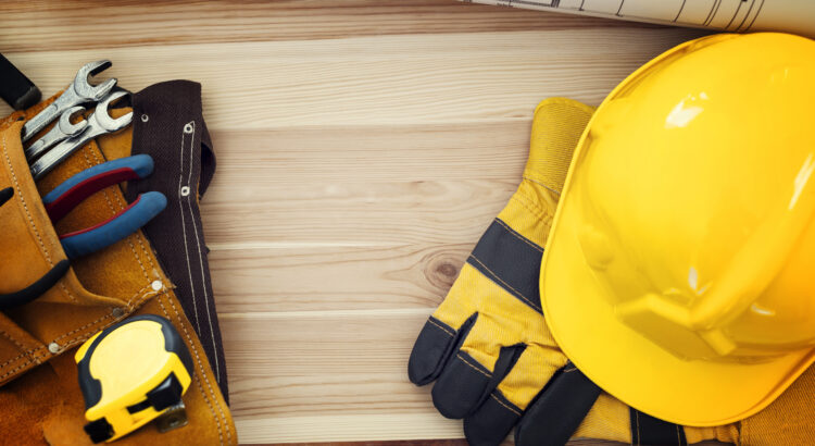 Tom Bartelds BiljoenKeur verzorgt een Bouwkundige Keuring - Tom Bartelds objectieve bouwkundige keurder - Biljoenkeur - 06 455 600 68 - mail@biljoenkeur.nl - Bouwkundige keuring met rapport - Meeloopkeuring zonder rapport - dakinspectie - Kruipruimte-vloerinspectie - Indien toegankelijk is het raadzaam voor aankoop of verbouwing deze ruimte te (laten) onderzoeken - Oplevering Werkzaamheden rapport - bovengronds funderingsonderzoek - historische woonhuizen en monumenten - Bouwkundige keuring: Een onmisbaar hulpmiddel bij bouwgeschillen